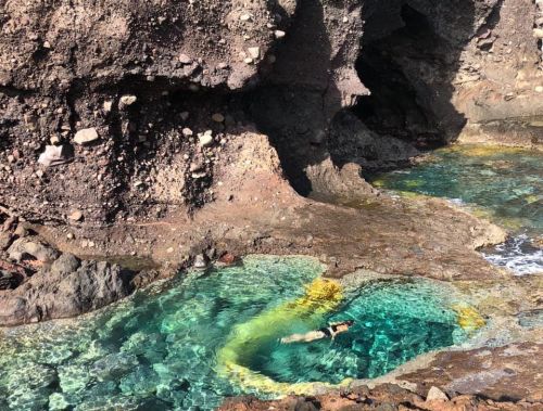 Pristine turquoise pool on Statia coastline