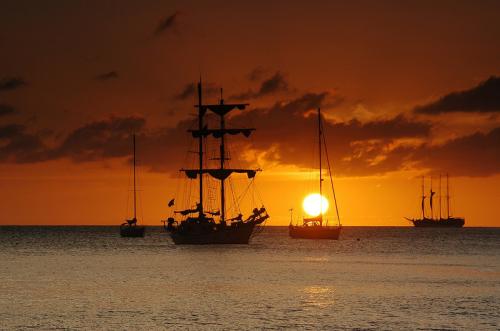 Statia sunset